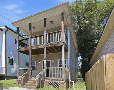 449 Mary Street Sw - Photo Thumbnail 1