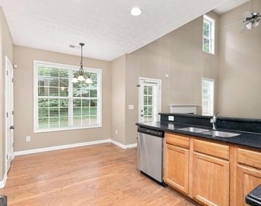 75 Greenland Drive - Photo Thumbnail 4