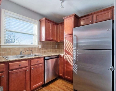 48 Peachtree Avenue - Photo Thumbnail 9