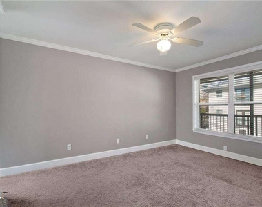 48 Peachtree Avenue - Photo Thumbnail 12