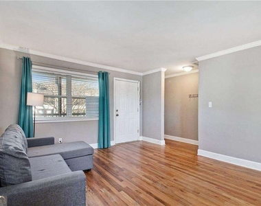 48 Peachtree Avenue - Photo Thumbnail 4
