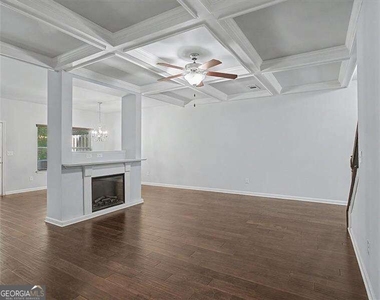 1305 Bridge Peak Lane - Photo Thumbnail 7