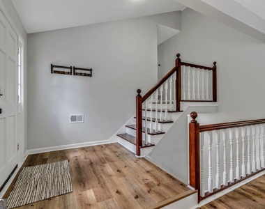 2192 Chartwell Drive - Photo Thumbnail 13