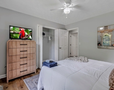 2192 Chartwell Drive - Photo Thumbnail 22