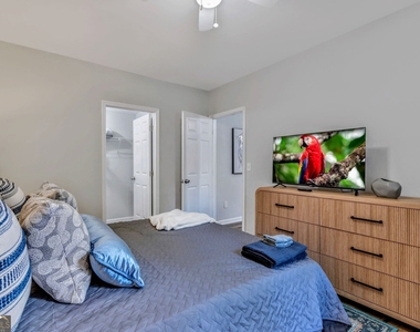 2192 Chartwell Drive - Photo Thumbnail 30