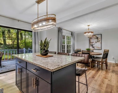 2192 Chartwell Drive - Photo Thumbnail 10
