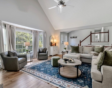 2192 Chartwell Drive - Photo Thumbnail 4