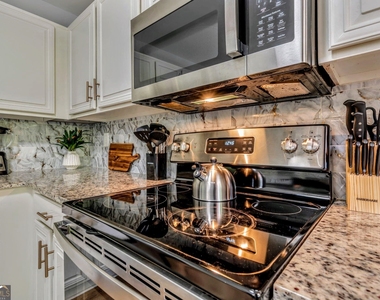 2192 Chartwell Drive - Photo Thumbnail 8