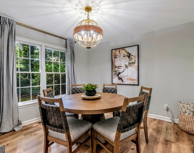 2192 Chartwell Drive - Photo Thumbnail 11
