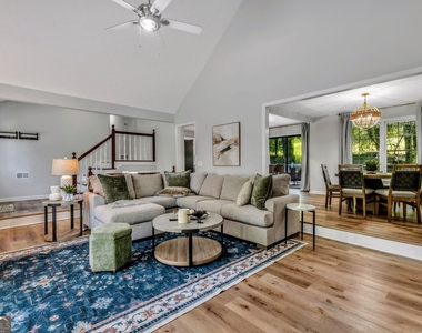 2192 Chartwell Drive - Photo Thumbnail 3