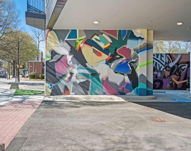 456 Flat Shoals Avenue Se - Photo Thumbnail 14