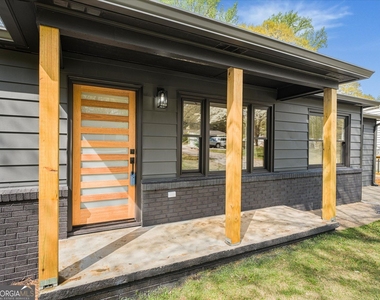 960 Pine Forest Drive Sw - Photo Thumbnail 4