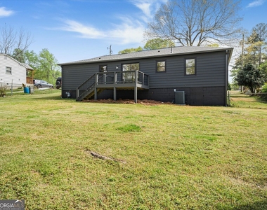 960 Pine Forest Drive Sw - Photo Thumbnail 7