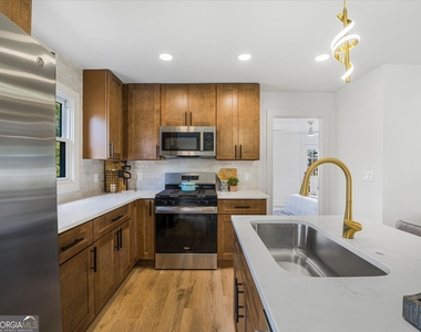 960 Pine Forest Drive Sw - Photo Thumbnail 17