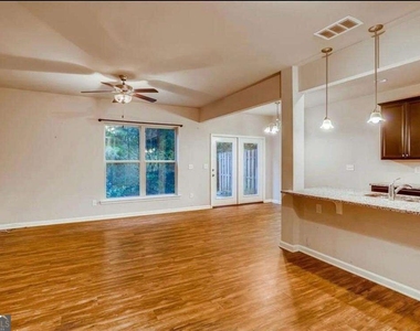1526 Brookmere Way - Photo Thumbnail 2