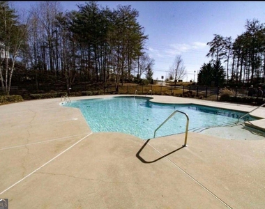 1526 Brookmere Way - Photo Thumbnail 12