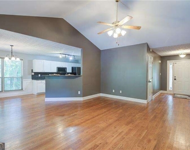 4267 Rivuere Point - Photo Thumbnail 17