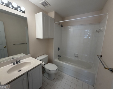 3281 Winthrop Circle - Photo Thumbnail 27