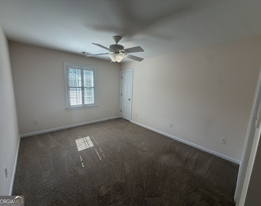 3281 Winthrop Circle - Photo Thumbnail 25