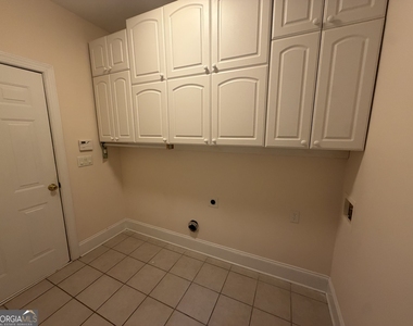 3281 Winthrop Circle - Photo Thumbnail 15
