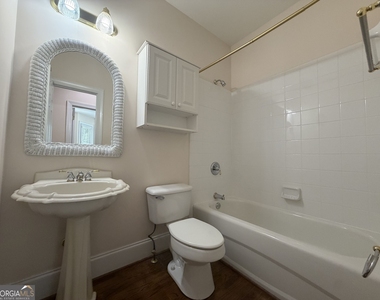 3281 Winthrop Circle - Photo Thumbnail 12