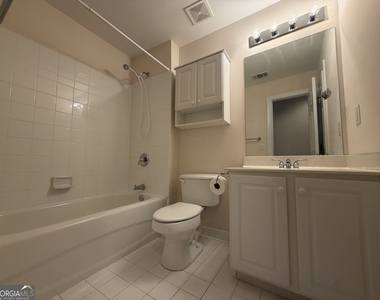 3281 Winthrop Circle - Photo Thumbnail 20