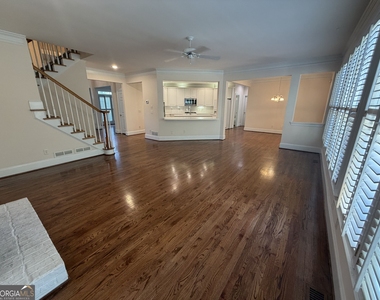 3281 Winthrop Circle - Photo Thumbnail 1