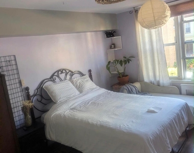 150 Hawthorne Street - Photo Thumbnail 4
