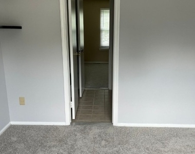 253 Gettysburg Way - Photo Thumbnail 17