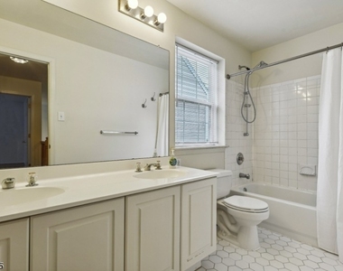 54 Plantation Rd - Photo Thumbnail 6