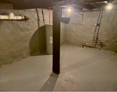 253 Washington St - Photo Thumbnail 13