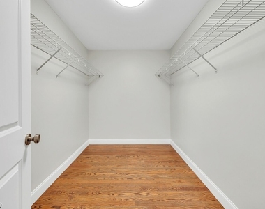 283 S Michigan Ave - Photo Thumbnail 25