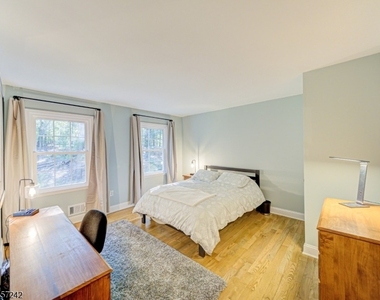 152 Woolf Rd - Photo Thumbnail 17