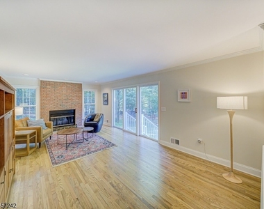 152 Woolf Rd - Photo Thumbnail 7