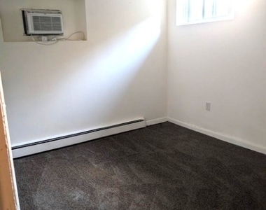 29 Brady Blvd Unit 6 - Photo Thumbnail 7