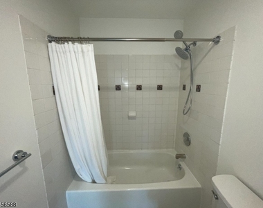 6 E Blackwell St - Photo Thumbnail 11