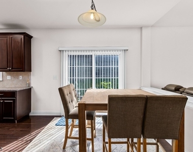 5 Pfrommer Ave - Photo Thumbnail 7