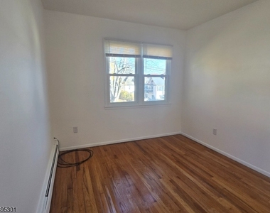 16 W Sterling St - Photo Thumbnail 27