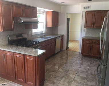 424 White Oak Ridge Rd - Photo Thumbnail 4