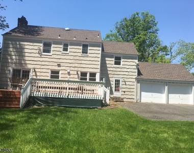 424 White Oak Ridge Rd - Photo Thumbnail 1