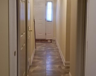 9 Prescott Ct - Photo Thumbnail 2