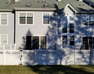 9 Prescott Ct - Photo Thumbnail 17