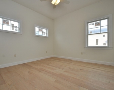 802 South Ave - Photo Thumbnail 3