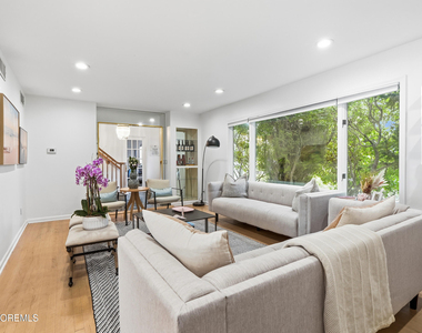 304 Monmouth Road - Photo Thumbnail 7