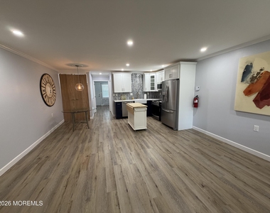 533e Dartmoor Court - Photo Thumbnail 2