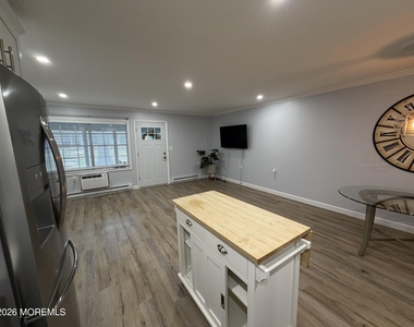 533e Dartmoor Court - Photo Thumbnail 5