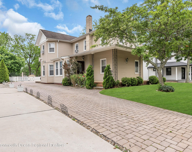 370 W Park Avenue - Photo Thumbnail 22