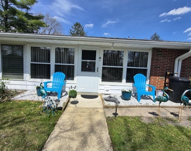 308 Malvern Court - Photo Thumbnail 9