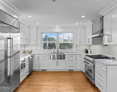 382 Western Avenue - Photo Thumbnail 12