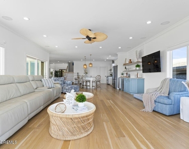 1 Pershing Boulevard - Photo Thumbnail 16
